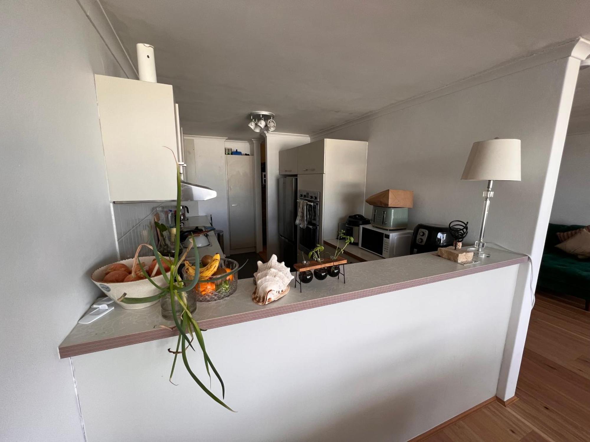 Room With Private Bathroom At Manly Central Waterview Apartment Bed & Breakfast Sydney